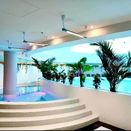 21 Panorama View Hanza Tower *