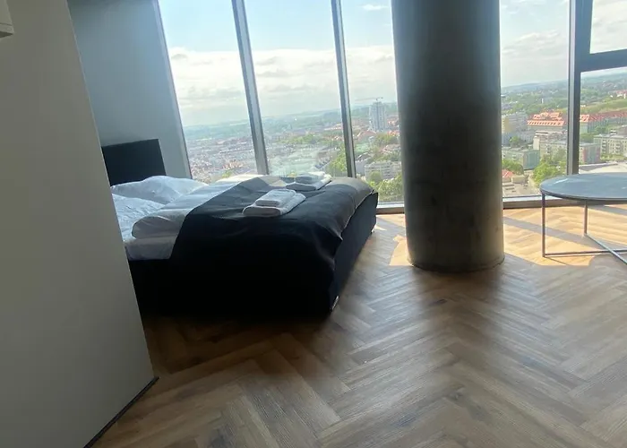 21 Panorama View Hanza Tower Appartement